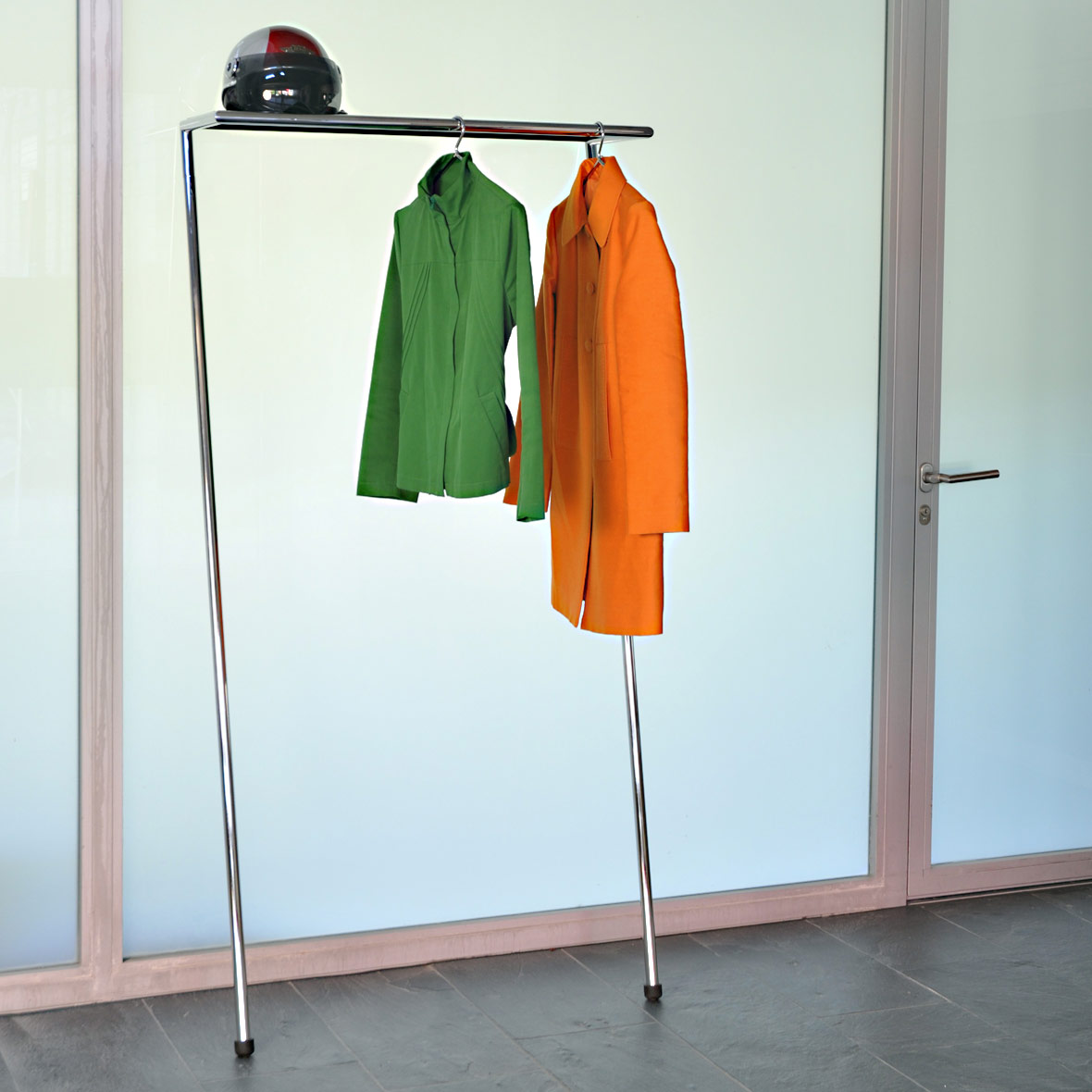Garderobe Zen verchromtes Stahlrohr von Mox garderobe zen verchromtes stahlrohr von mox