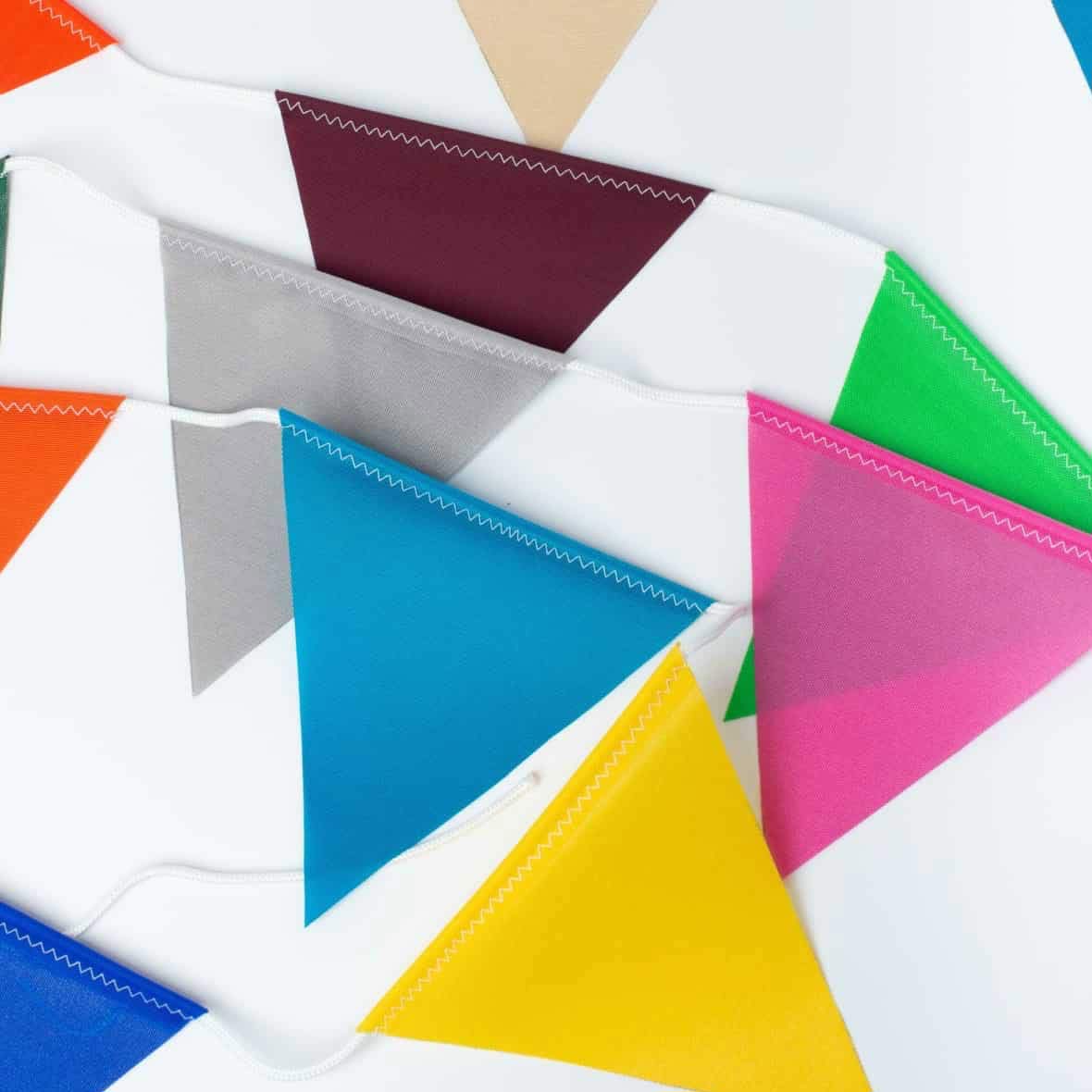 Bunte Wimpelkette wimpel klein recycling art