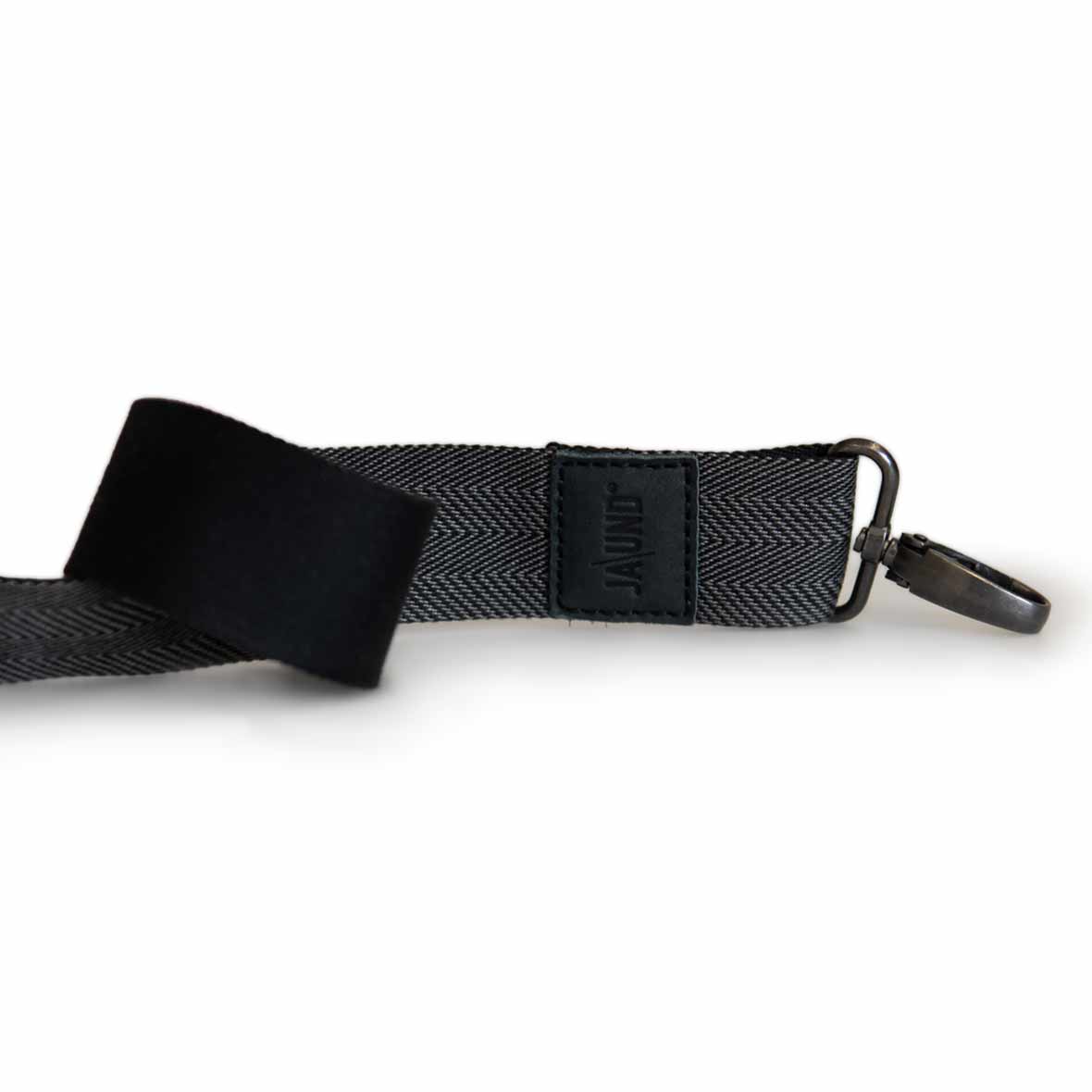 Ledertasche – Schwarz im Swag-Design trageriemen fischgrat schwarz