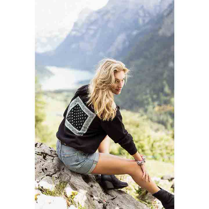 Kurzarmhemd mit Paisley-Motiv hoodei schwarz mood isa bodywear