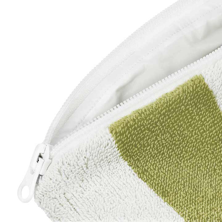 Necessaire Stripy – in mehreren Farben necessaire olive reisverschluss kolma